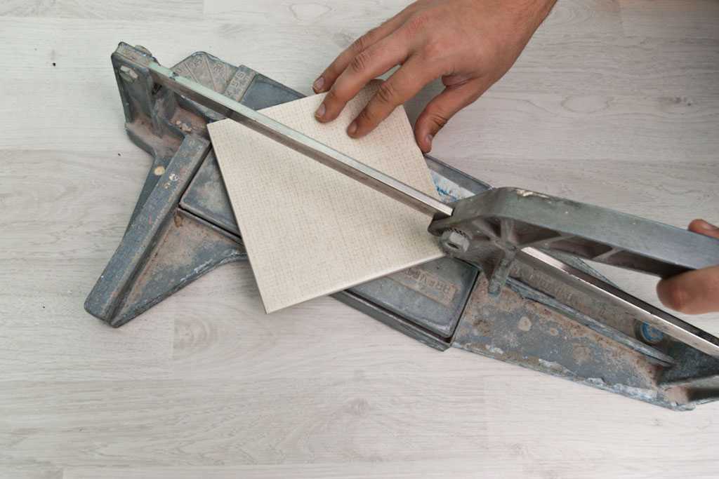Как резать керамическую плитку в домашних условиях: инструменты способы