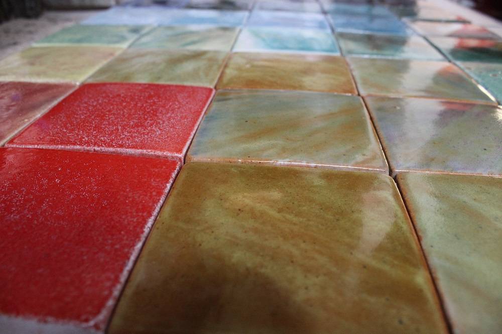 Глазурованная керамическая плитка - глазурь для глины и покрытие керамики