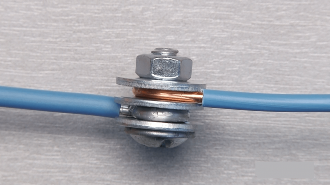 Соединение алюминиевых кабелей. Клеммник для распаячных коробок СИП 4х16 алюминий медь. Зажим соединения проводов медь алюминий 3 провода. Соединительная кабельная муфта медь алюминий. Болтовое соединение кабеля 4х25.