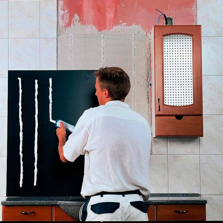 Как приклеить зеркало в ванной к стене: подробная инструкция