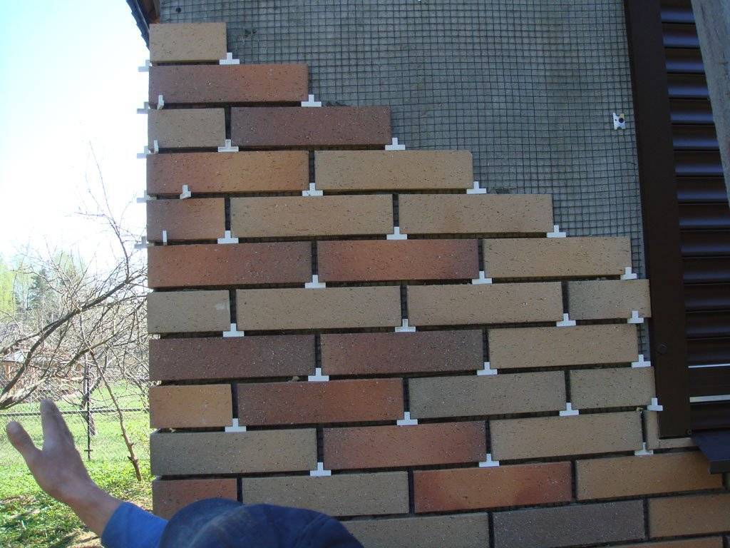 Облицовка клинкерной плиткой фасадов зданий из газобетона