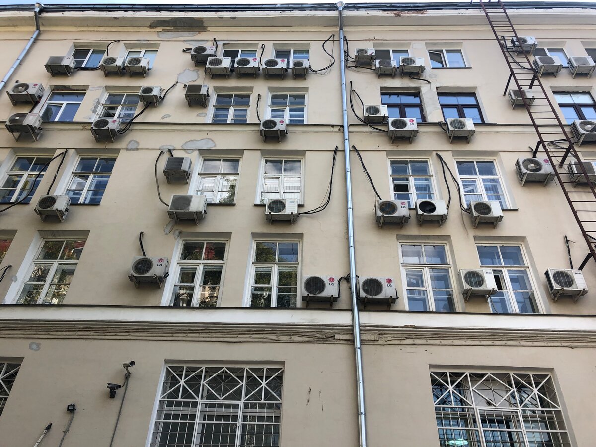 Правила установки кондиционера в квартире и частном доме