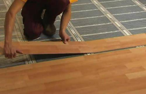 Укладка кварцвиниловой плитки: как укладывать замковую кварцвиниловую плитку, технология монтажа на подложку