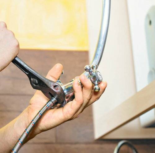 Ремонт смесителя в ванной и на кухне своими руками | инженер подскажет как сделать