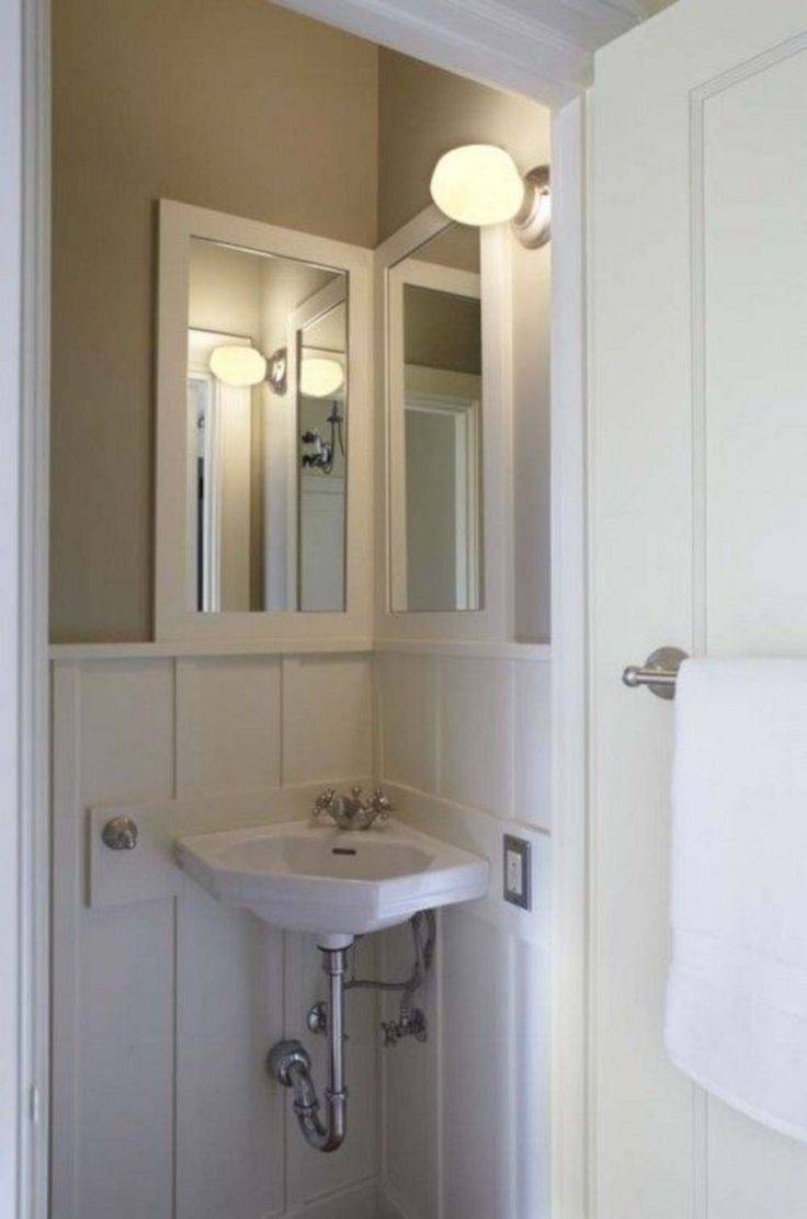 Круглое и овальное зеркало в ванную комнату - фото интерьеров и выбор