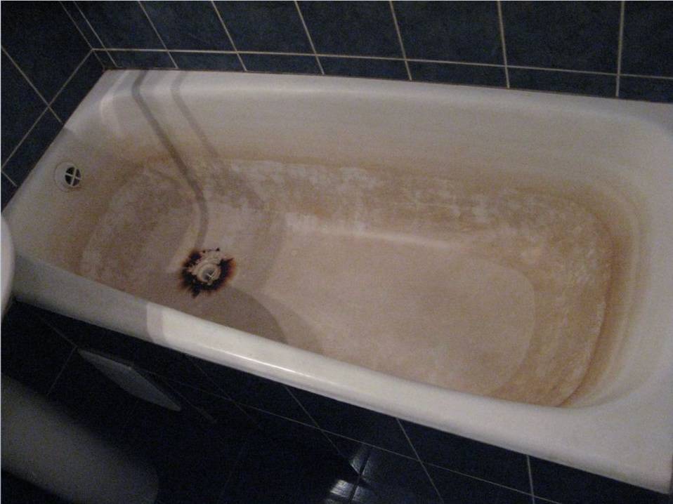 Как очистить чугунную ванну в домашних условиях?