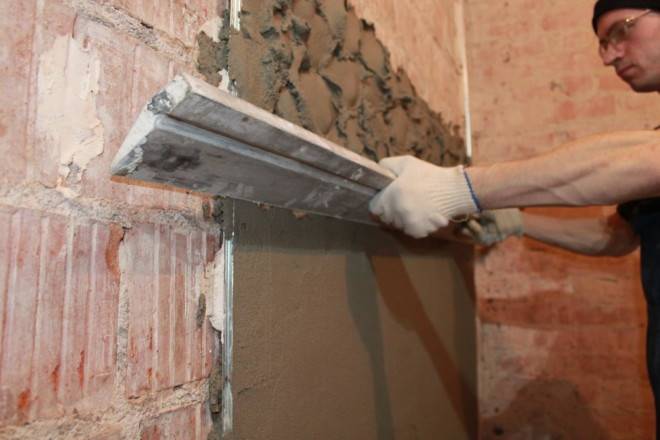 Как и чем выровнять стены в ванной комнате под плитку — пошаговое видео и фото – ремонт своими руками на m-stone.ru