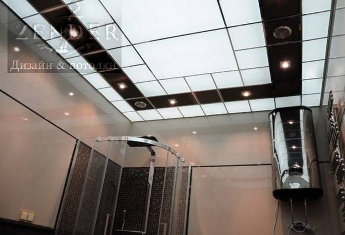 Зеркальный потолок в ванной - преимущества, выбор материалов и конструкции