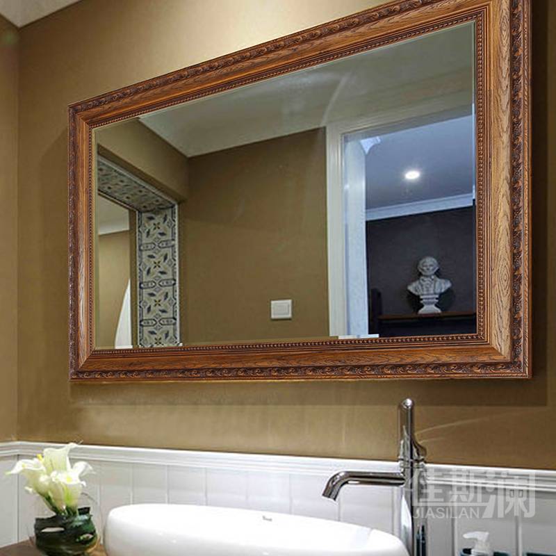 Зеркало в рамке в ванной. Багет для зеркала. Зеркала в багетных рамах. Зеркало в массивной раме. Рама для зеркала.