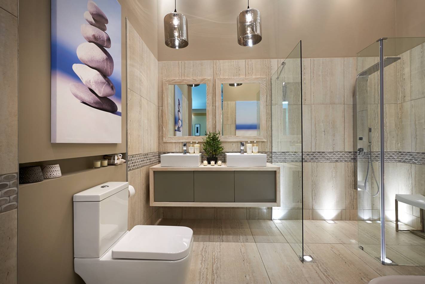 Дизайн ванной комнаты 2024 с душевой. Интерьер ванной. Современная ванная. Дизайнерские решения для ванной комнаты. Стильная ванная комната.