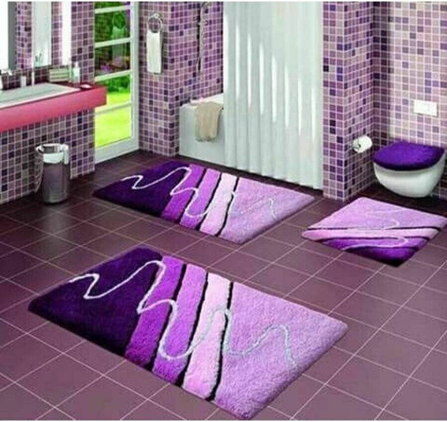 Шторка и коврик. Коврики для ванной комнаты. Фиолетовый коврик в ванную. Коврики для ванно йкоманты. Коврик для ванной сиреневый.