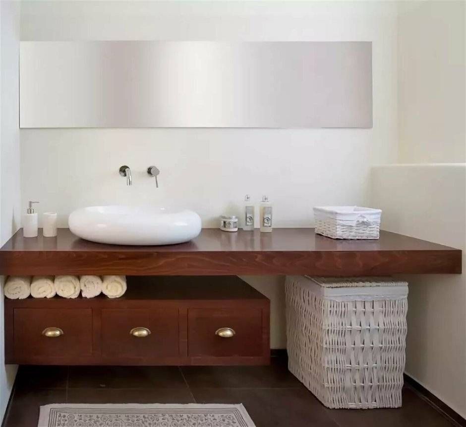 мебель для ванной комнаты с большой столешницей