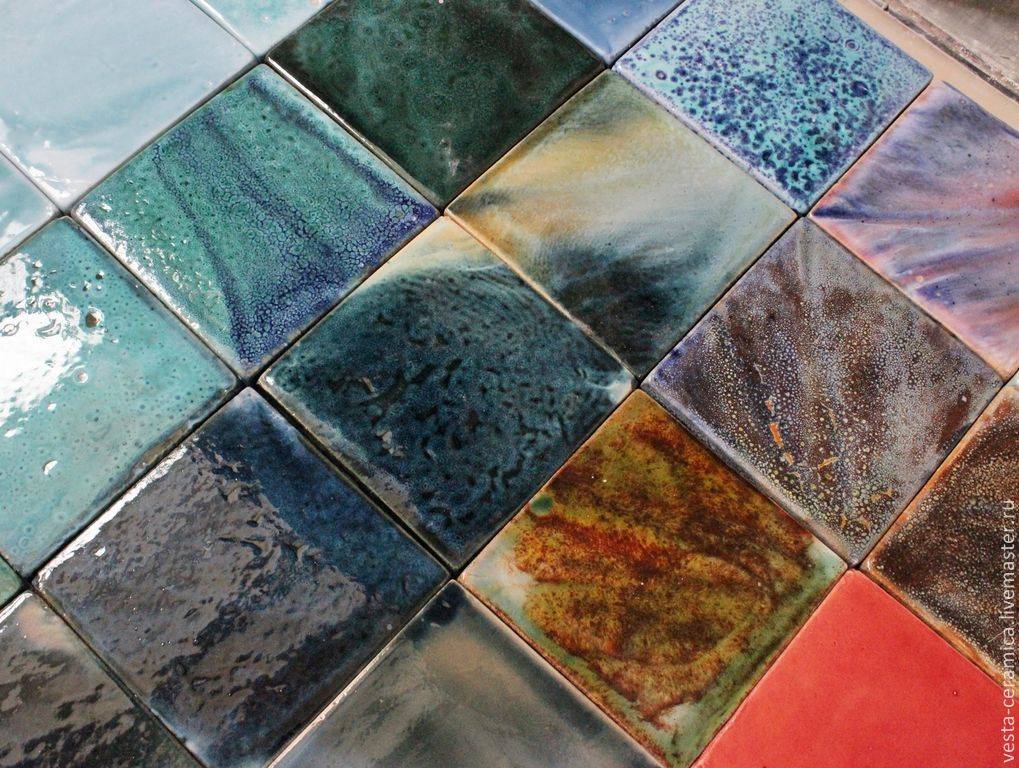 Глазурованная плитка в интерьере (29 фото) – что это, плюсы и минусы