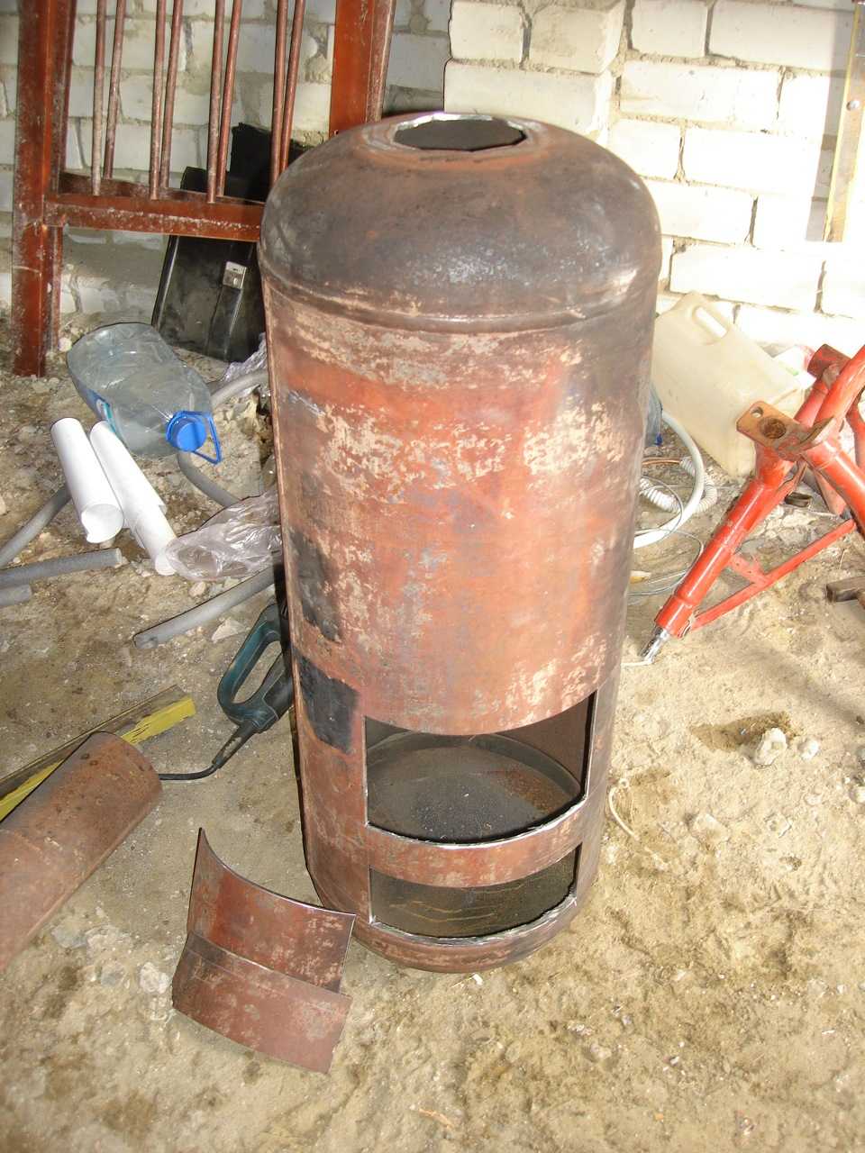 Как сделать пиролизную буржуйку из газового баллона 2 лучших способа