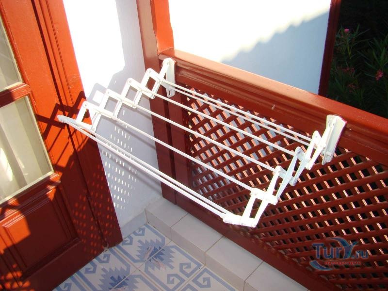 Обзор сушилок для белья на балкон