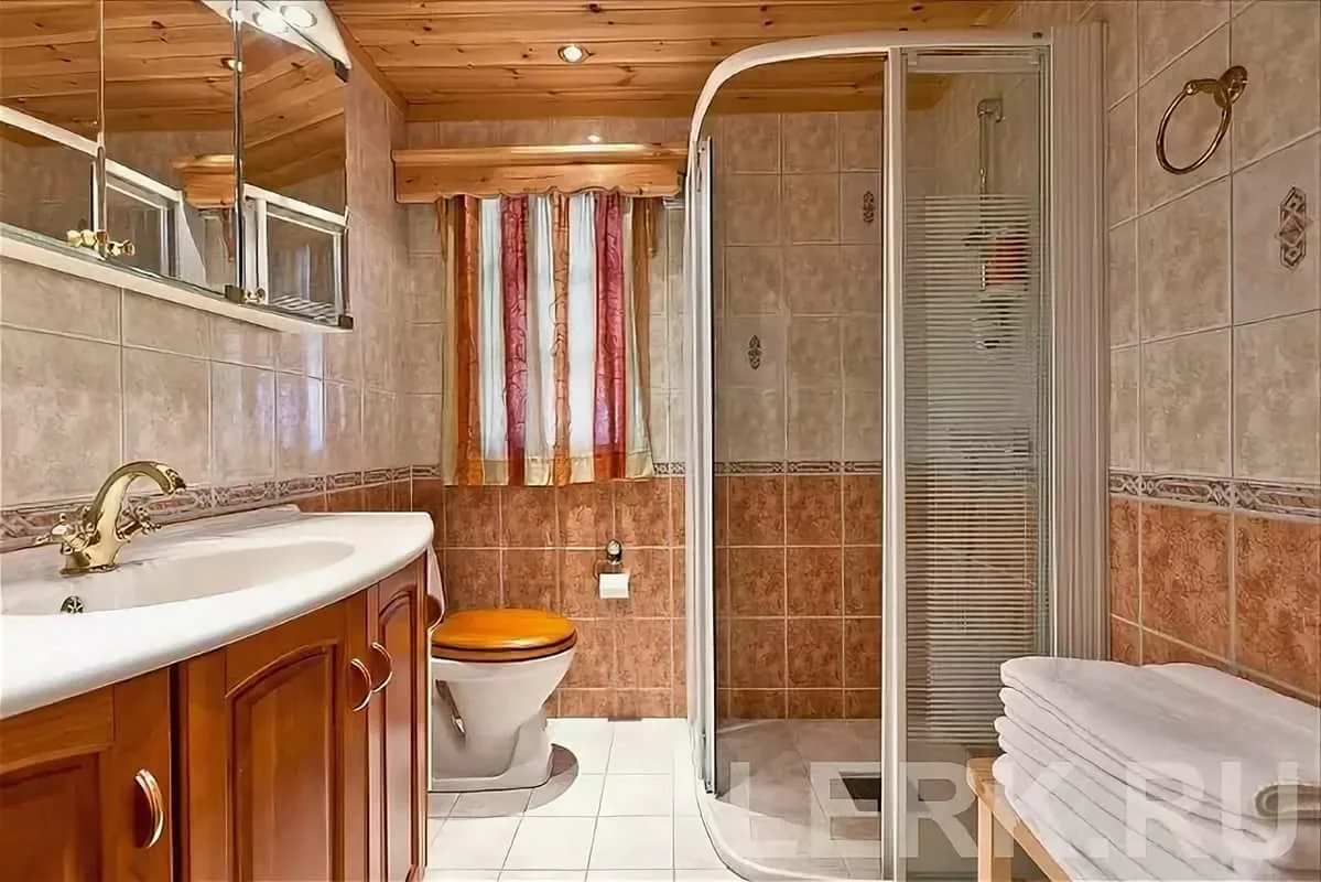 Как сделать ванную комнату в частном каркасном доме своими руками: обзор +видео