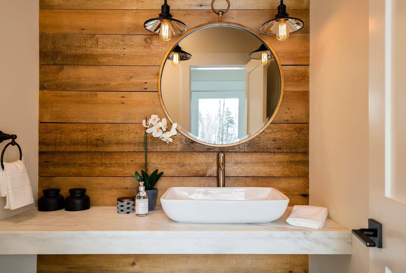 Ванная комната в деревянном доме: как её обустроить, чем обшить и отделать плиткой правильно