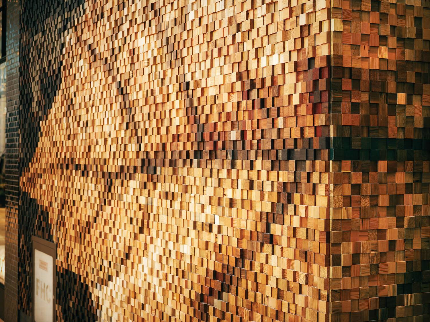 Как своими руками сделать деревянную мозаику для стен?