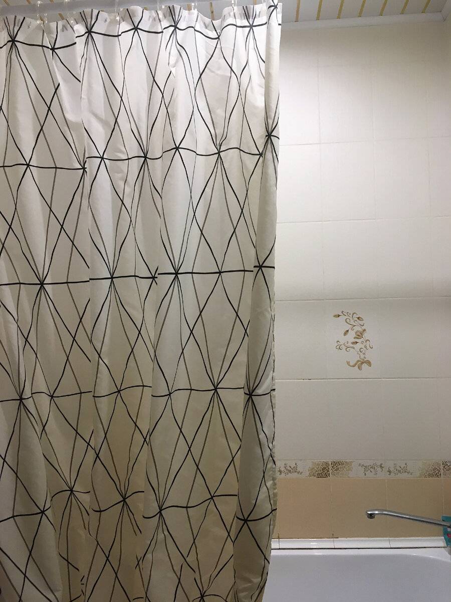 Как отстирать штору для ванной от плесени