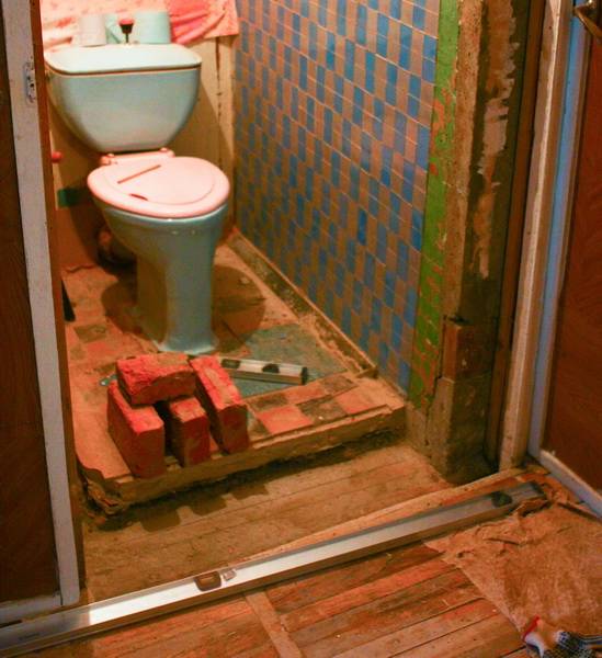 Дверь в ванную комнату и туалет – выбор полотна и установка + видео – ремонт своими руками на m-stone.ru