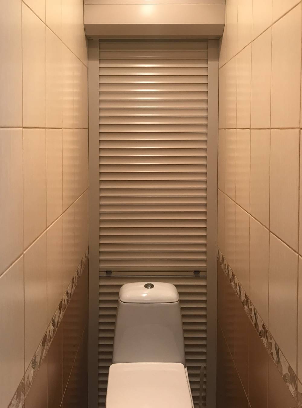 РОЛЬФ ставни для сантехнического шкафа в туалете