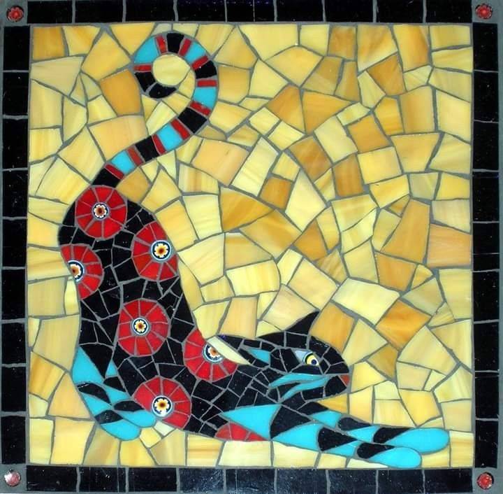 Как сделать мозаику из битой плитки — пошаговая инструкция | онлайн-журнал о ремонте и дизайне