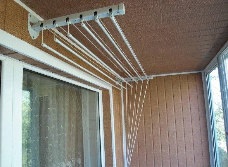 Сушка белья на балконе: идеи конструкций, приспособлений для сушки, обзор сушилок