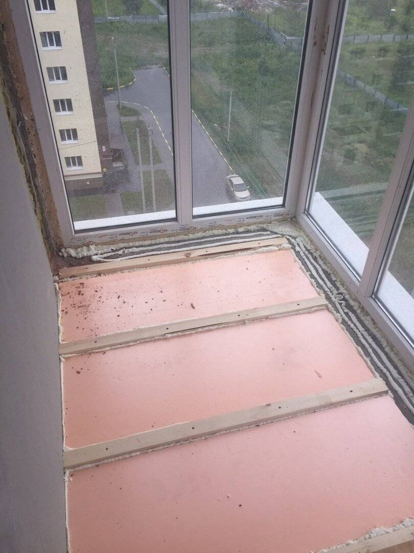 Утепление балкона с панорамным остеклением
