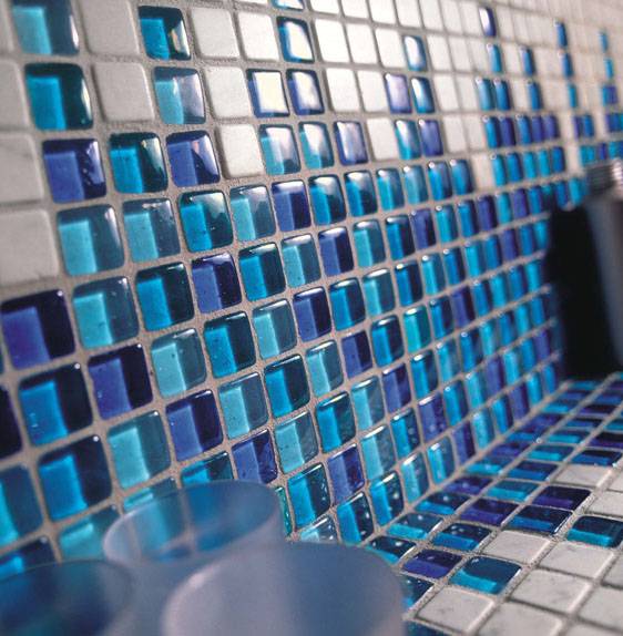 23 идеи, как с помощью мозаики преобразить интерьер ванной