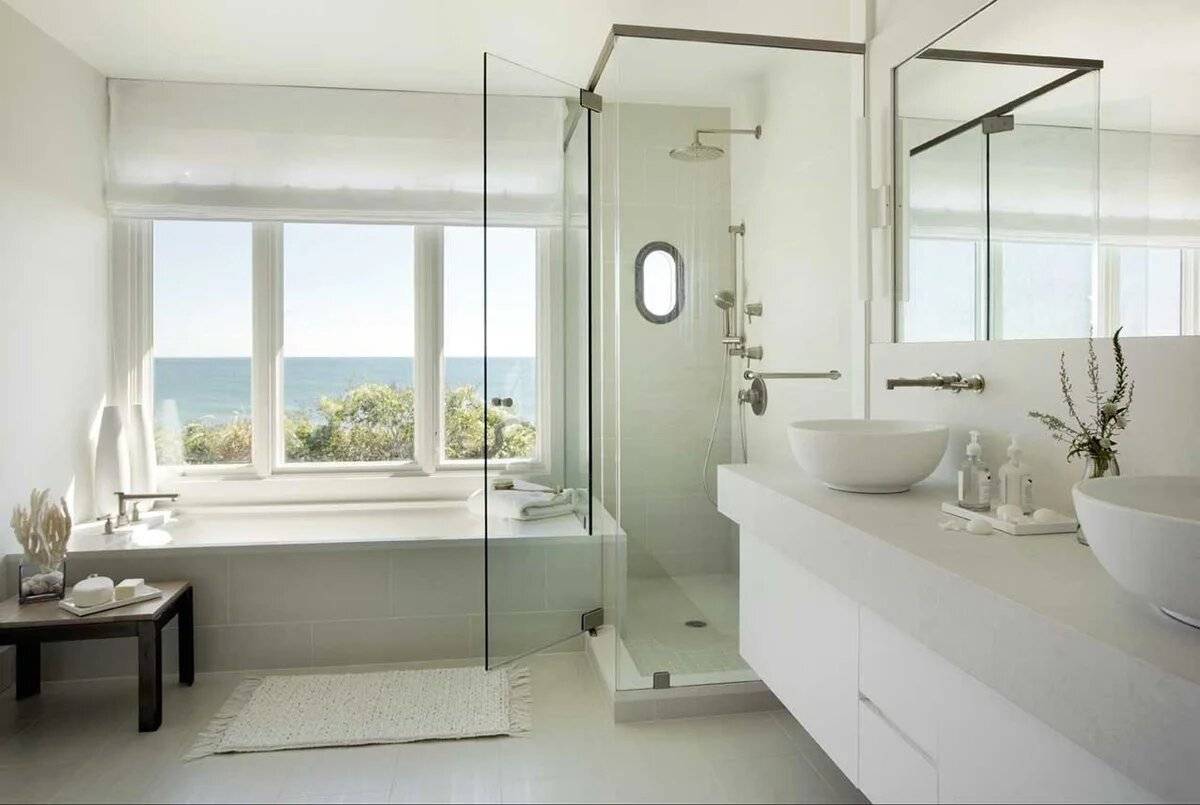 Дизайн ванной комнаты с окном: советы по оформлению и 67 примеров для вдохновения