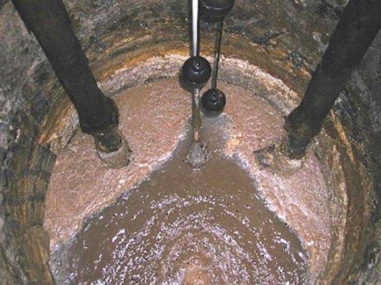 Выгребная яма не впитывает воду: причины быстрого наполнения и что делать