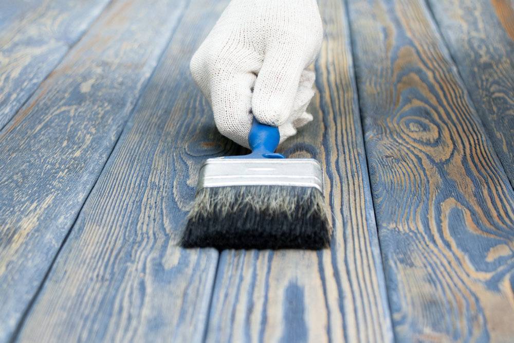 Акриловая краска для деревянного пола – лучшее решение для ремонта