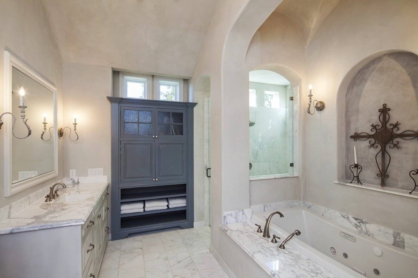 Как оформить ванную комнату в средиземноморском стиле