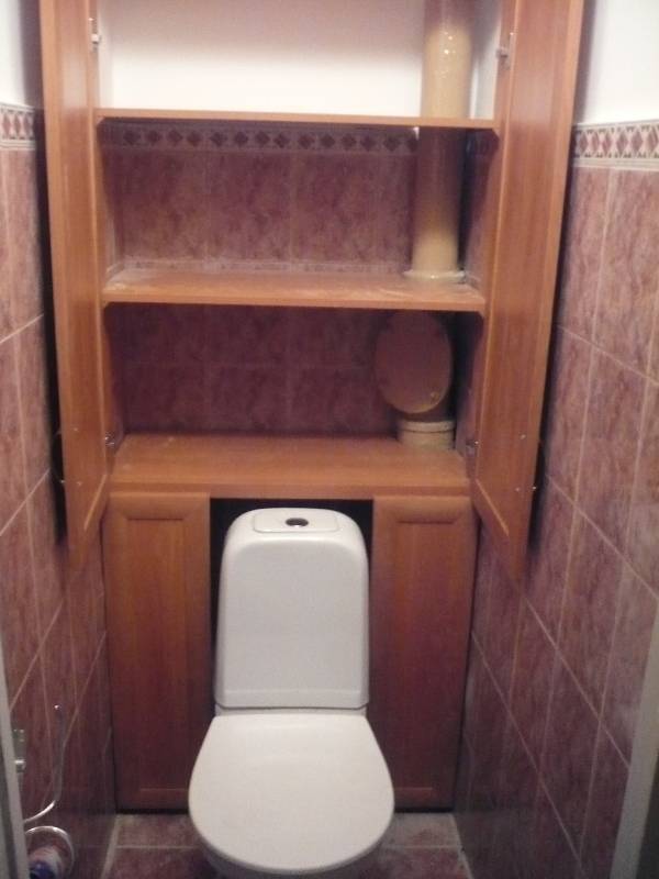 Простая и понятная инструкция, которая позволяет сделать шкаф в туалете за унитазом своими руками с минимумом сил