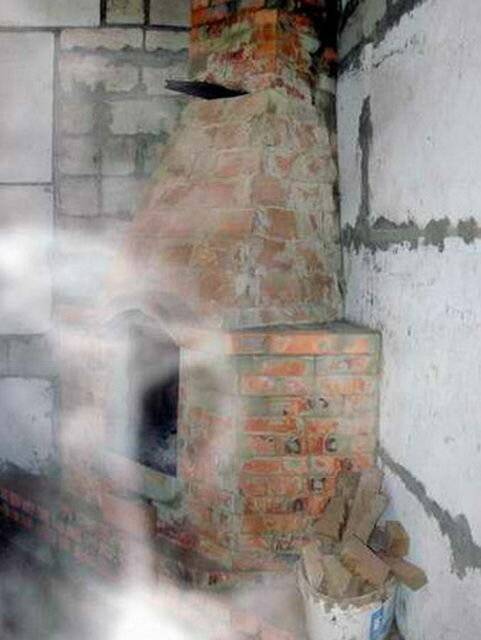 Почему дымит печь и как это исправить самостоятельно?